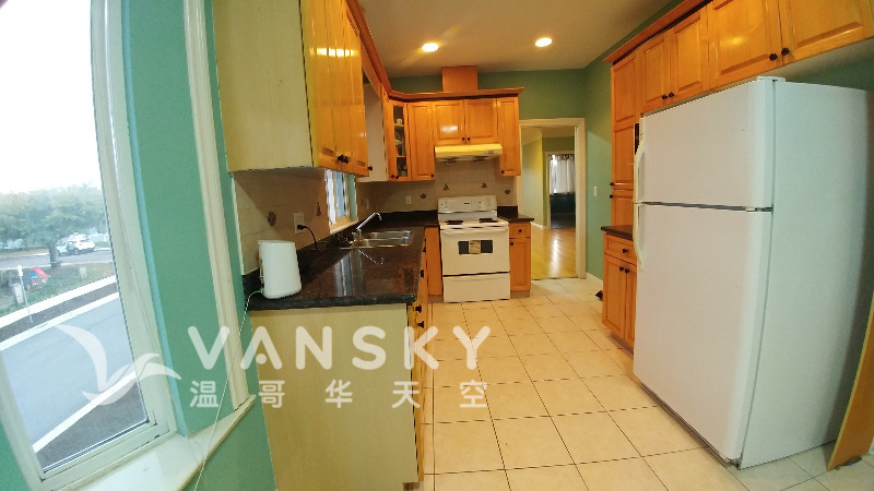 230409171024_d. Kitchen.jpg